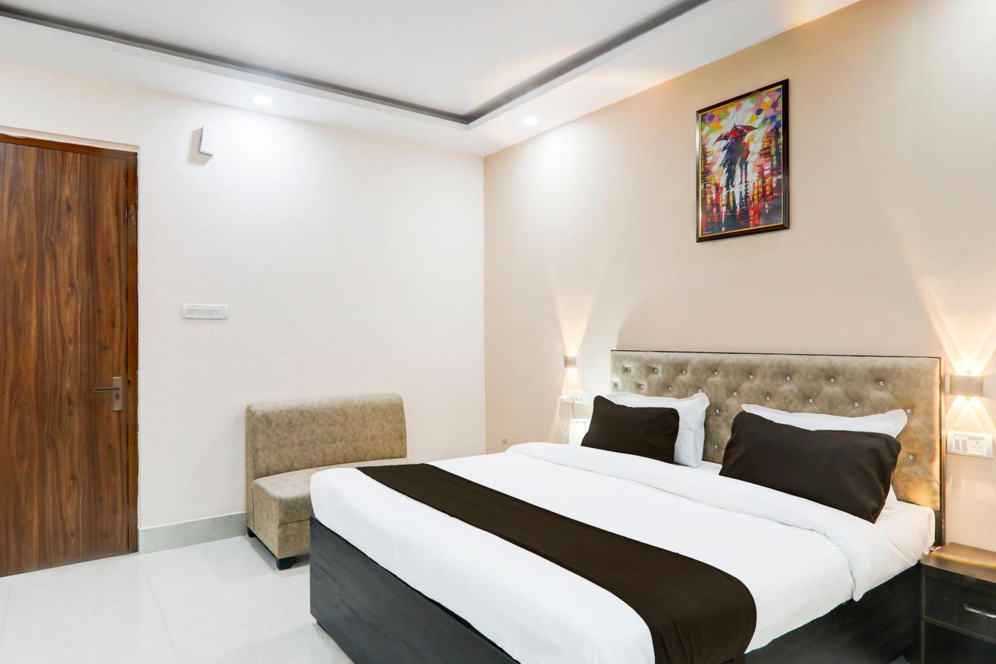 Super Townhouse Gls International Hotel Lucknow Exterior photo